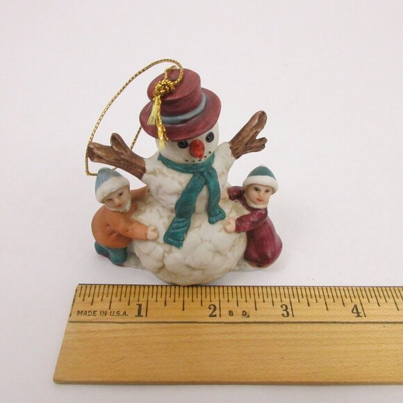 Vintage Russ "A Victorian Christmas" Porcelain Snowman with Children Item# 9700 - Picture 4 of 5
